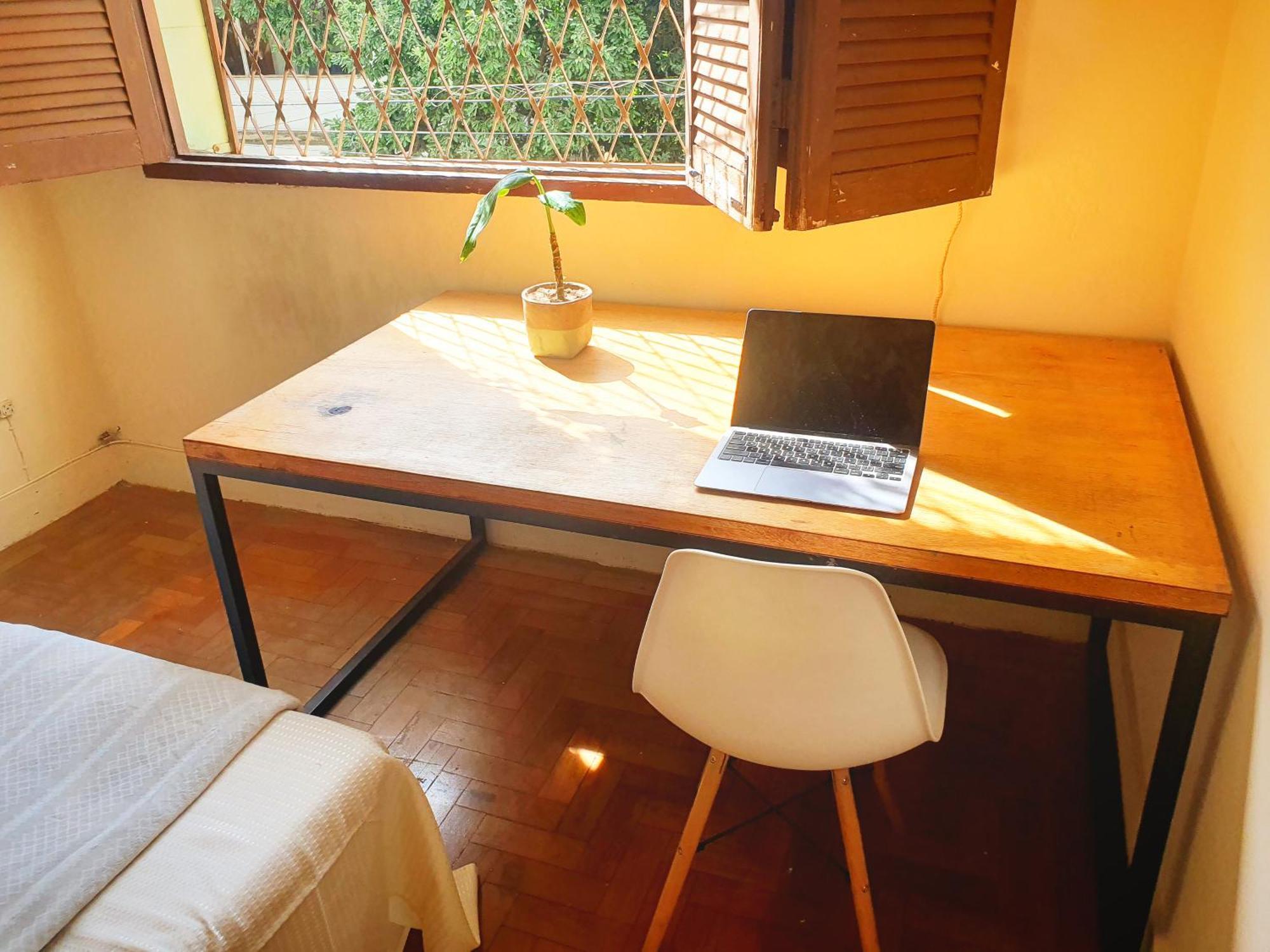 Quarto Casal Com Janela Casa Caramel Belo Horizonte Exteriér fotografie