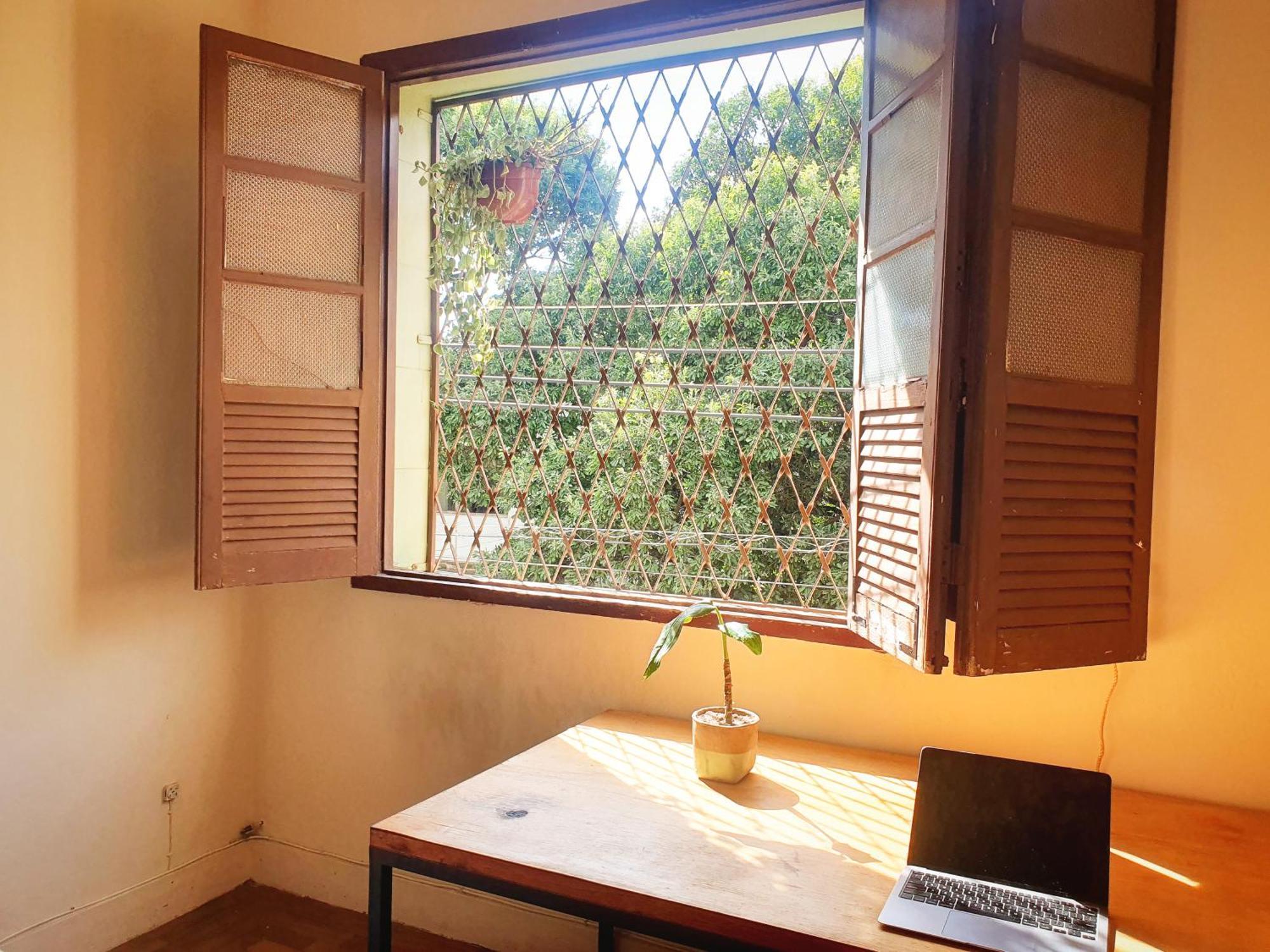 Quarto Casal Com Janela Casa Caramel Belo Horizonte Exteriér fotografie